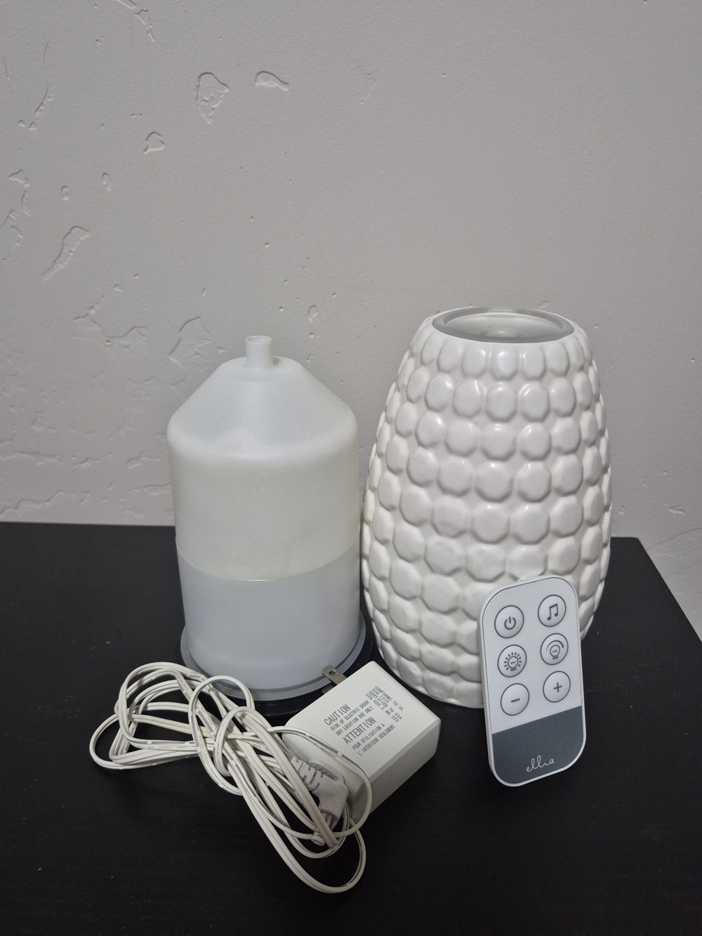 Ellia Gaze Aroma Diffuser Ceramic White - Picture 2 of 5